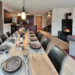 Nyaraló Boutique Alpi Mit Sauna & Kino Garmisch-Partenkirchen