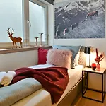Boutique Alpi Mit Sauna & Kino Nyaraló *