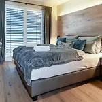 Nyaraló Boutique Alpi Mit Sauna & Kino
