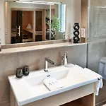 Boutique Alpi Mit Sauna & Kino Garmisch-Partenkirchen