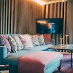 Nyaraló Boutique Alpi Mit Sauna & Kino