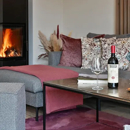 Будинок відпочинку Boutique Alpi - Private Sauna & Cinema