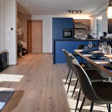 Boutique Alpi - Private Sauna & Cinema * Гарміш-Партенкірхен