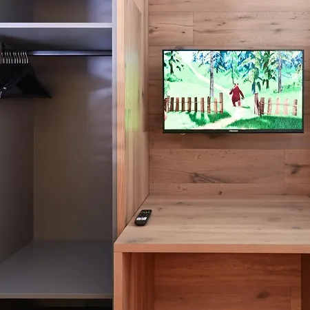 Boutique Alpi - Private Sauna & Cinema