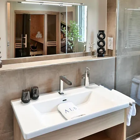 Boutique Alpi - Private Sauna & Cinema Гарміш-Партенкірхен