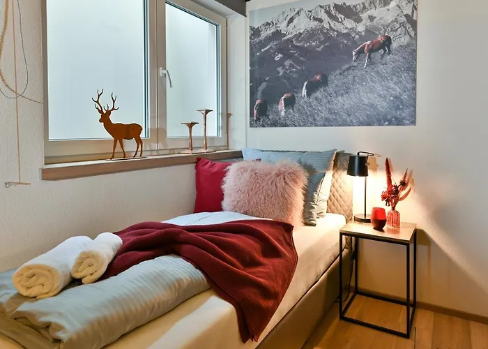 Boutique Chalets Alpi Mit Sauna & Kino בית נופש *