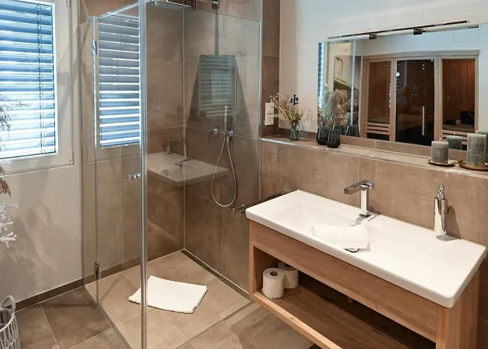 Будинок відпочинку Boutique Chalets Alpi Mit Sauna & Kino *