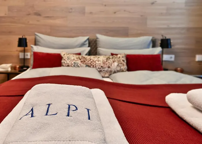 Boutique Chalets Alpi Mit Sauna & Kino