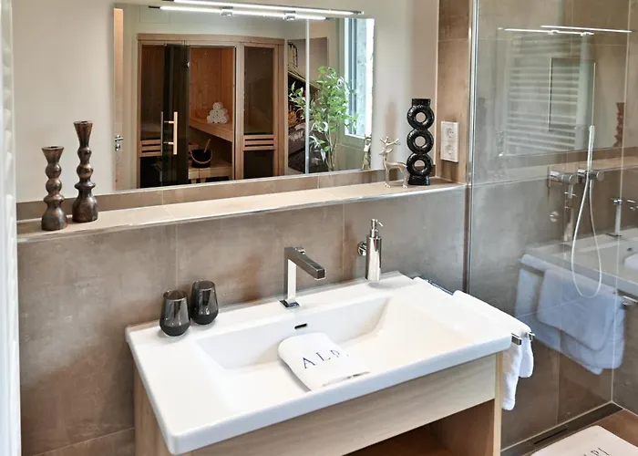 Boutique Chalets Alpi Mit Sauna & Kino Garmisch-Partenkirchen