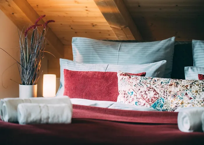 Boutique Chalets Alpi Mit Sauna & Kino * Гарміш-Партенкірхен